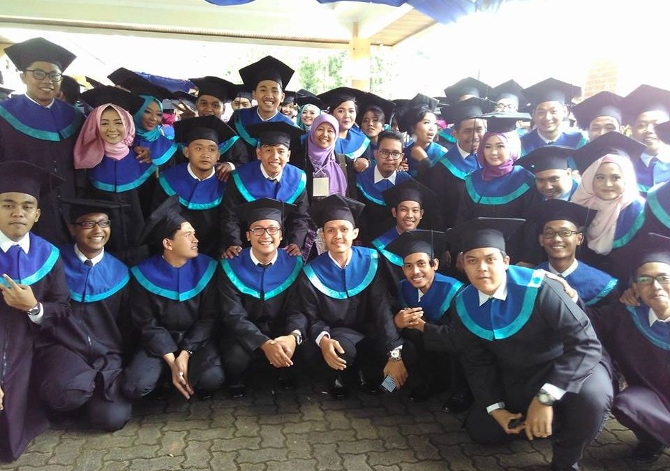 Selamat Atas Kelulusan Mahasiswa Departemen Oseanografi Universitas Diponegoro ke-145